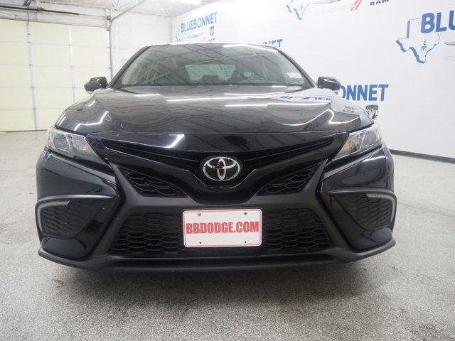 2023 toyota camry se nightshade
