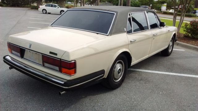 1985 rolls royce silver spur-- over $7k spent on mechanical and cosmetic