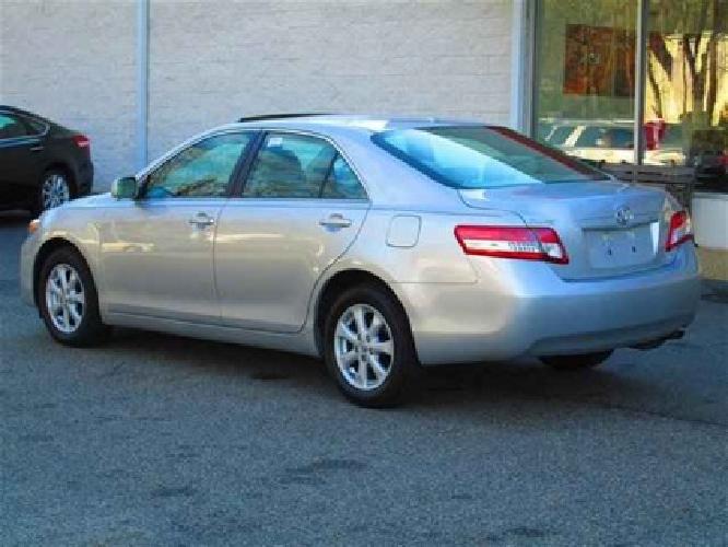 2011 toyota camry le in gloucester, va