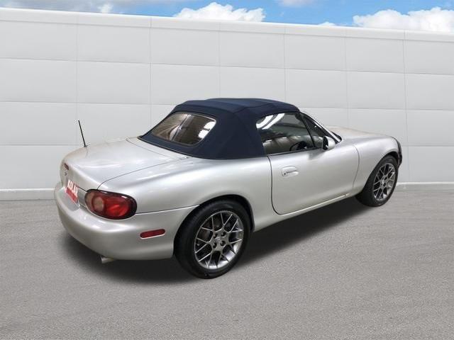 2004 mazda mx-5 miata cloth