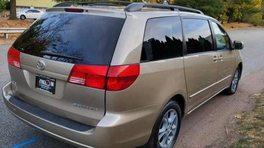 2004 Toyota Sienna