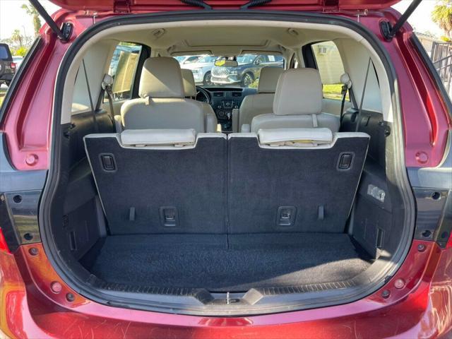 2012 mazda mazda5 grand touring with only 88,077 miles and 3rd row!