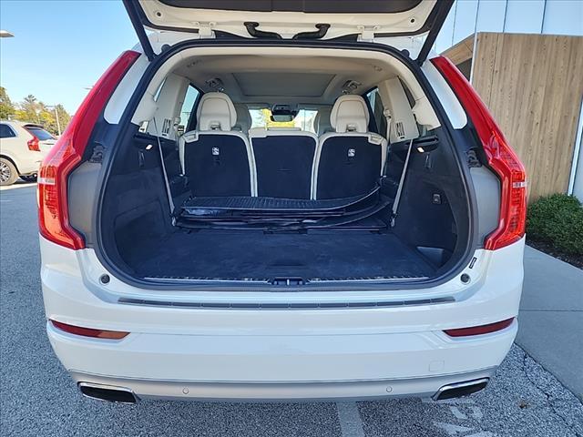 2021 volvo xc90 t6 momentum