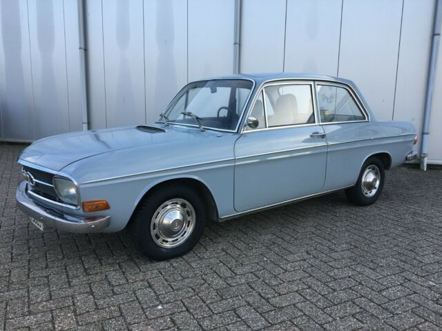audi 60 *classic car from europe* 1972