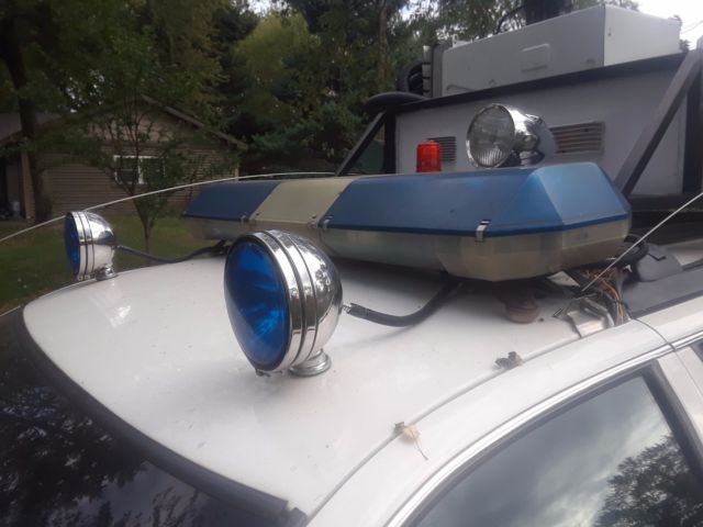 1992 caprice wagon ecto-1 ghostbusters