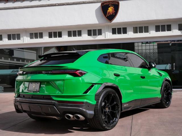 2024 lamborghini urus performante