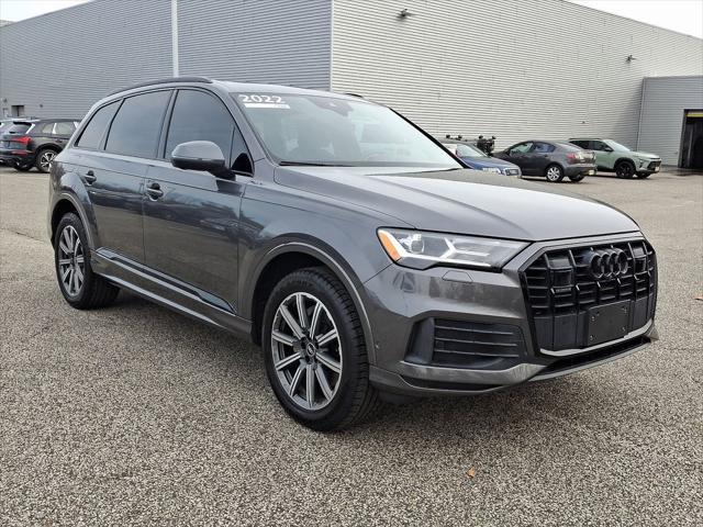 2022 audi q7 45 premium plus