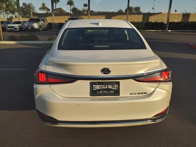 2024 lexus es 300h 300h