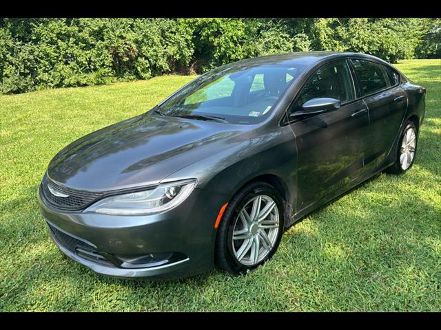 2015 chrysler 200 s