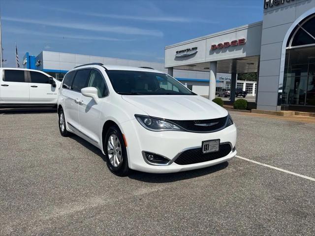 2018 chrysler pacifica touring l