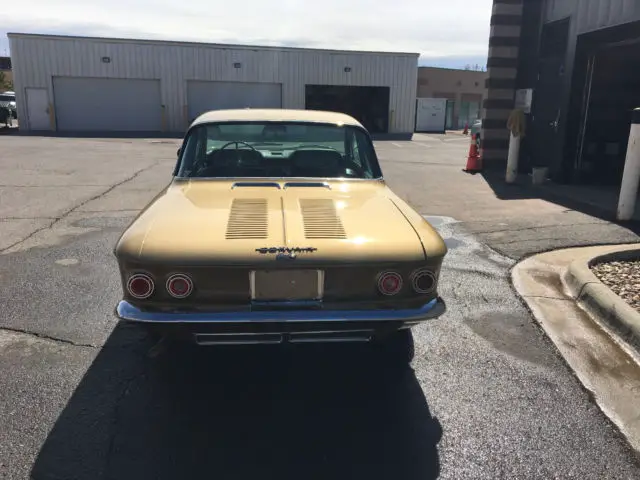 1962 chevrolet corvair monza 900