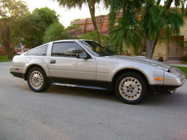1984 300zx 50th anniv. turbo - 48000 mi. - garaged / orig. & mint - all docs