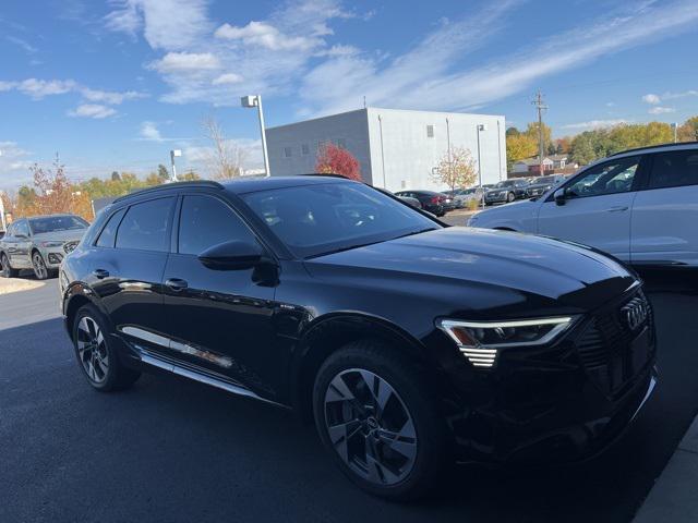 2022 audi e-tron premium