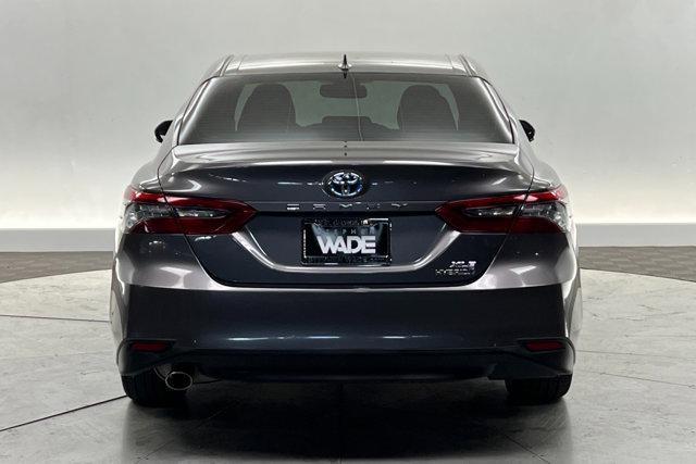 2024 toyota camry hybrid xle