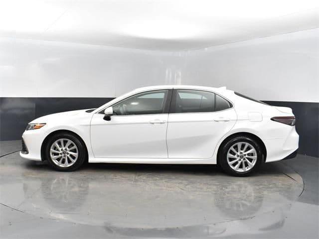 2021 toyota camry le in conyers, georgia