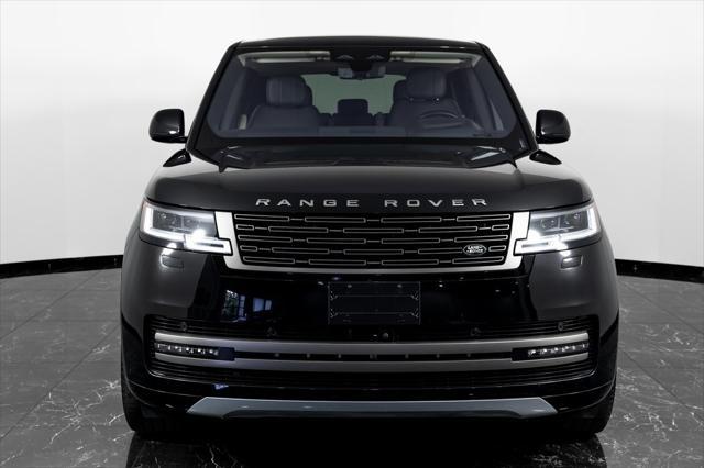 2022 land rover range rover p530 se