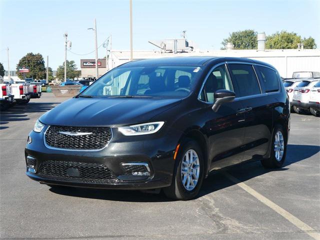 2023 chrysler pacifica touring l