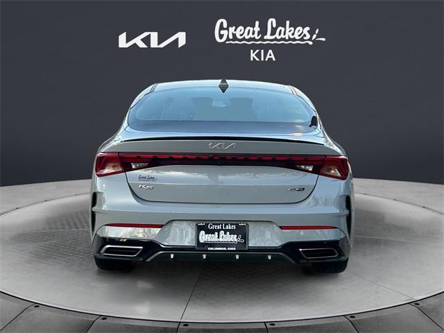 2022 kia k5 gt-line