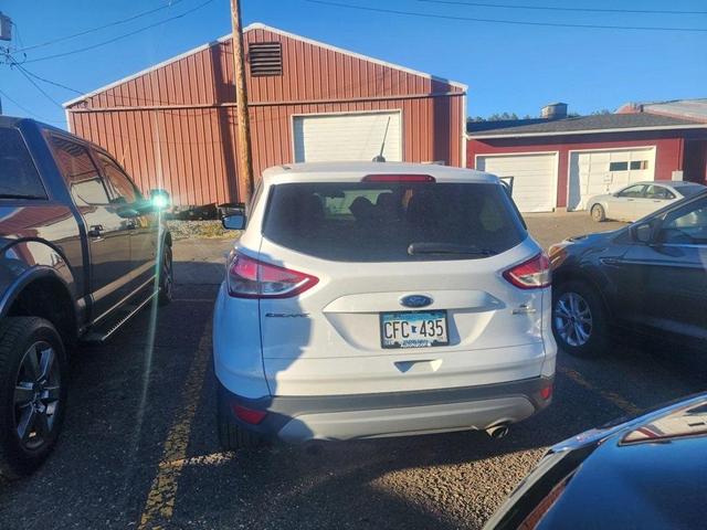 2016 ford escape se
