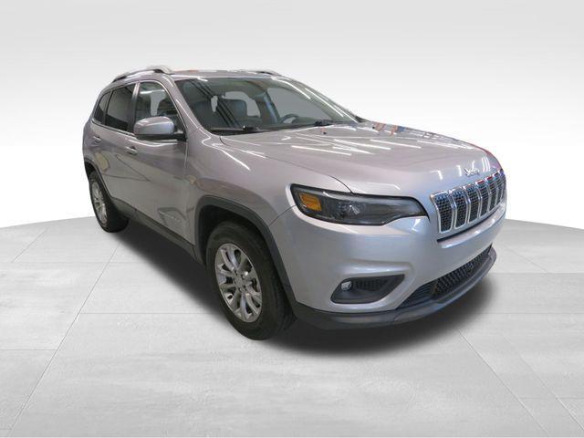 2021 jeep cherokee latitude lux