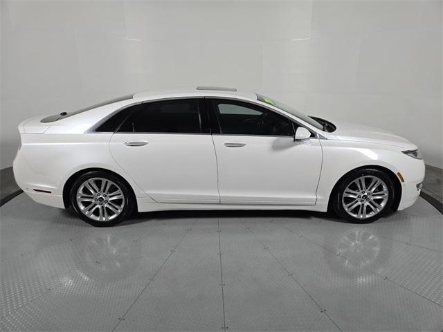 2013 lincoln mkz base