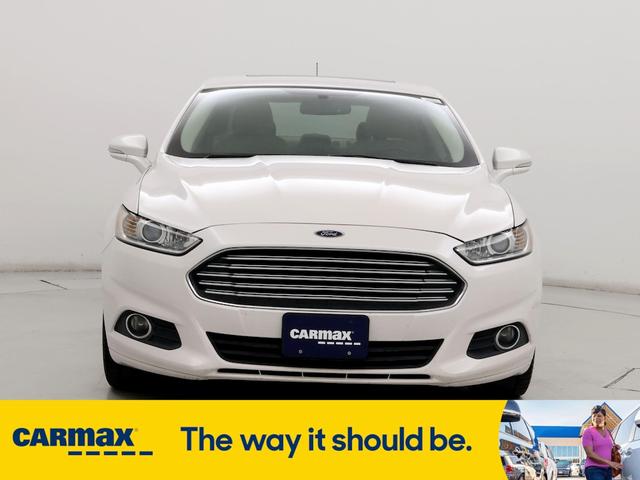 2016 ford fusion se