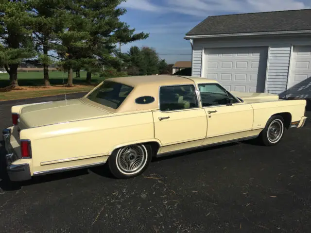 lincoln continental town car 4-door original 69,500 mi. 400ci engine unmolested