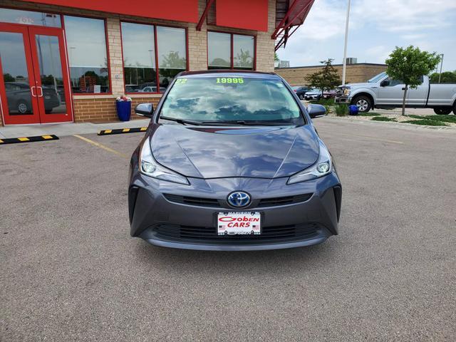 2022 toyota prius le
