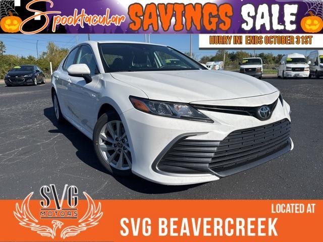 2021 toyota camry le