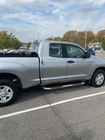 2011 toyota tundra grade