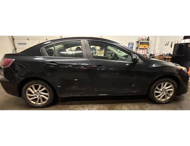 2012 mazda mazda3 i touring