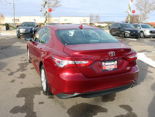 2020 toyota camry le
