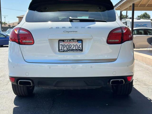 2012 porsche cayenne base
