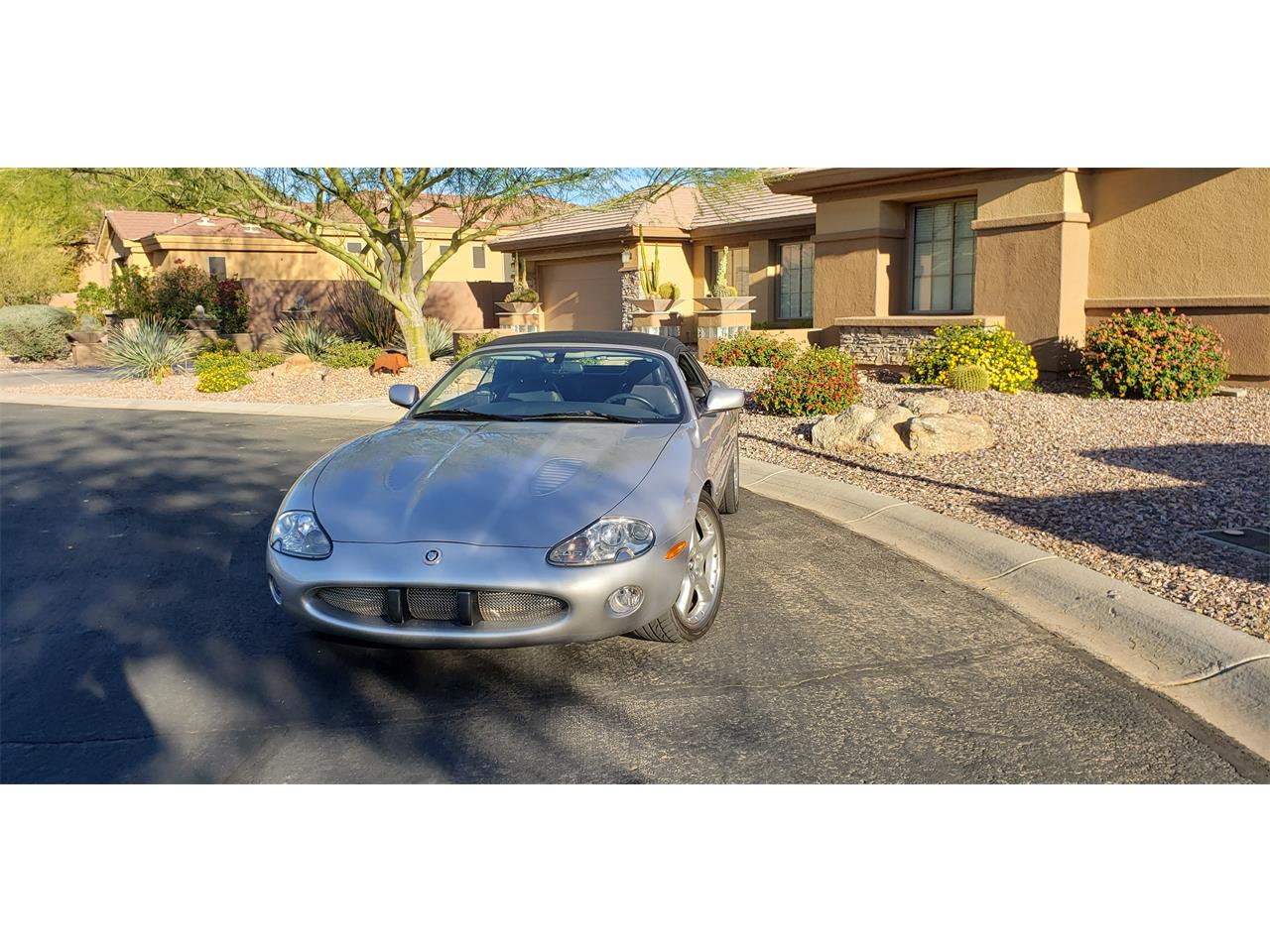2001 jaguar xkr