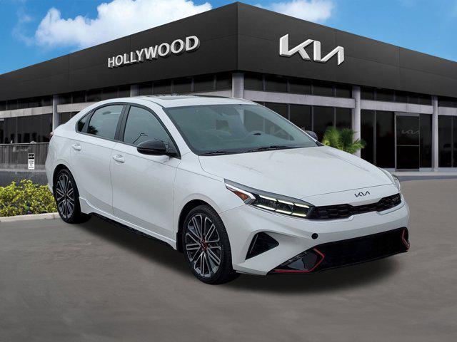 2023 kia forte gt