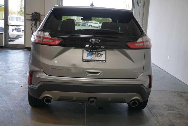 2022 ford edge titanium