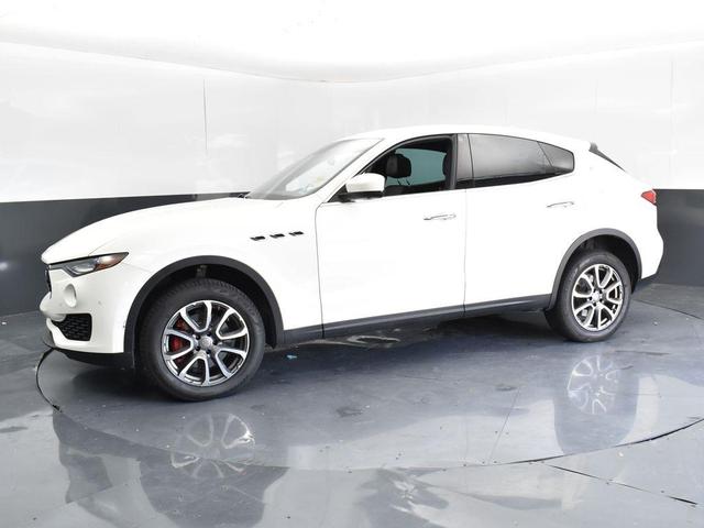2018 maserati levante base