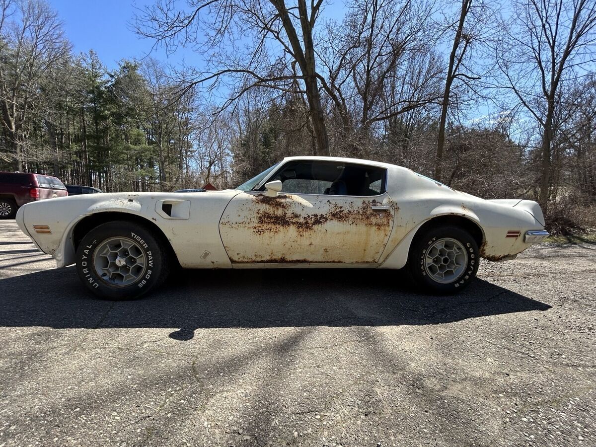 1972 pontiac trans am coupe white deluxe