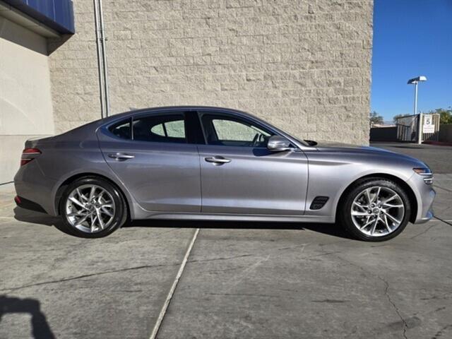 2022 genesis g70 2.0t rwd