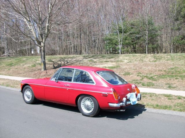 1974 mgb gt 57500 original miles rust free