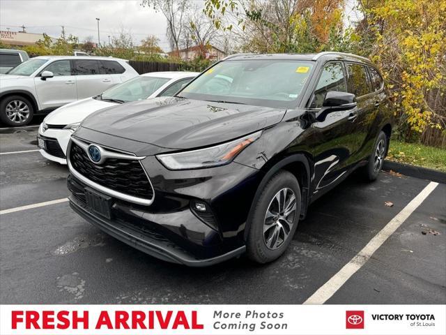 2022 toyota highlander hybrid xle