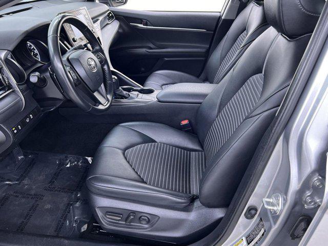 2023 toyota camry se