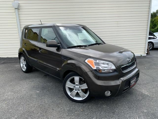 2011 kia soul +