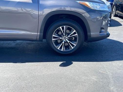 2018 toyota highlander