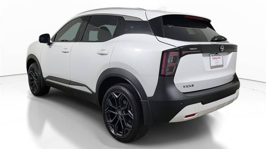 2025 Nissan Kicks