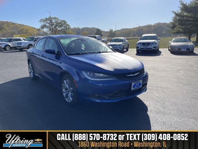 2015 chrysler 200 s