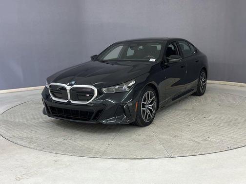 2024 bmw i5