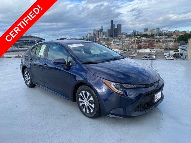 2022 toyota corolla hybrid le