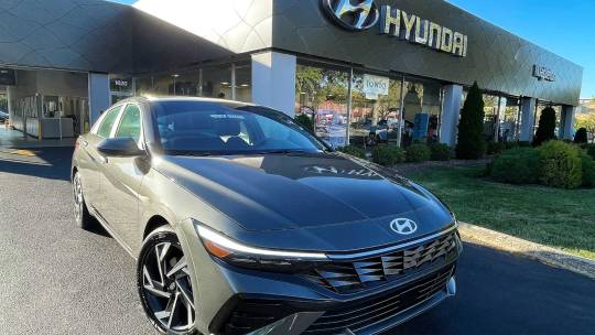 2024 Hyundai Elantra