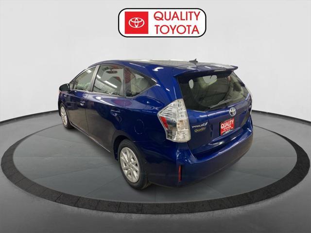 2013 toyota prius v three